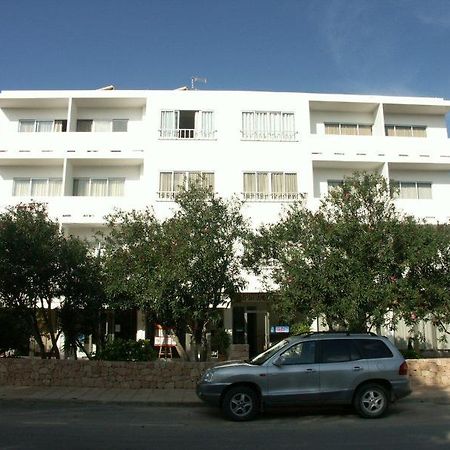 Maria Hotel Es Pujols Kültér fotó