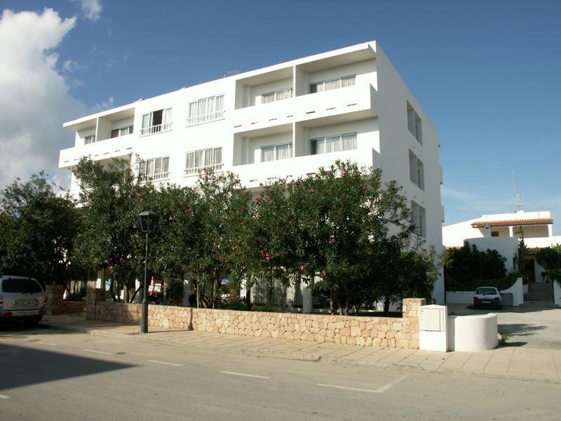 Maria Hotel Es Pujols Kültér fotó