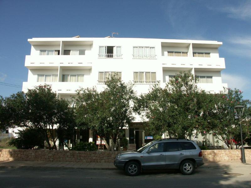 Maria Hotel Es Pujols Kültér fotó